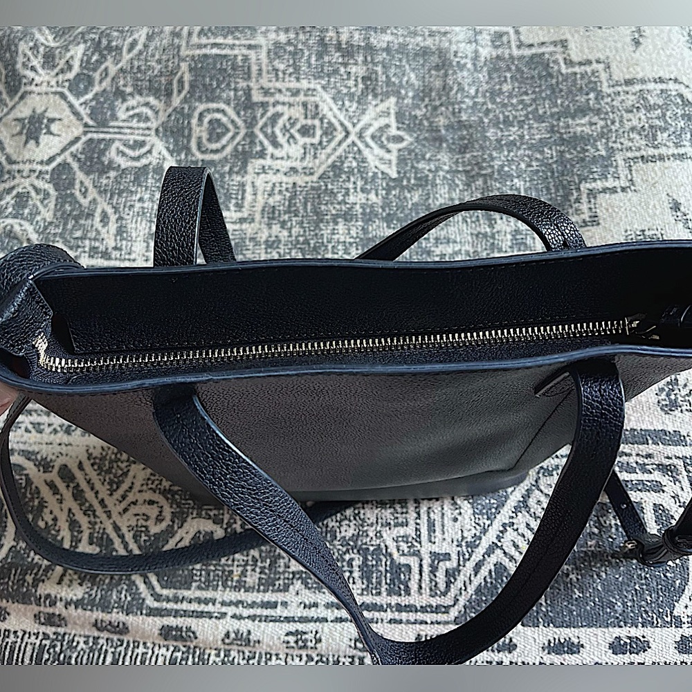 Black Faux Leather Versatile Large Crossbody Tote Bag Purse - Picture 5 of 5